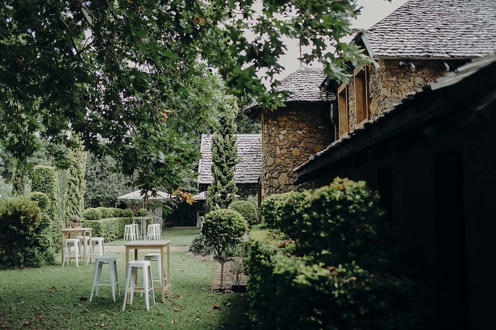 Emma + Tom - Deux Belettes Byron Bay Wedding Venue | The Events Lounge - Byron Bay Wedding Planning and Styling - www.theeventslounge.com.au