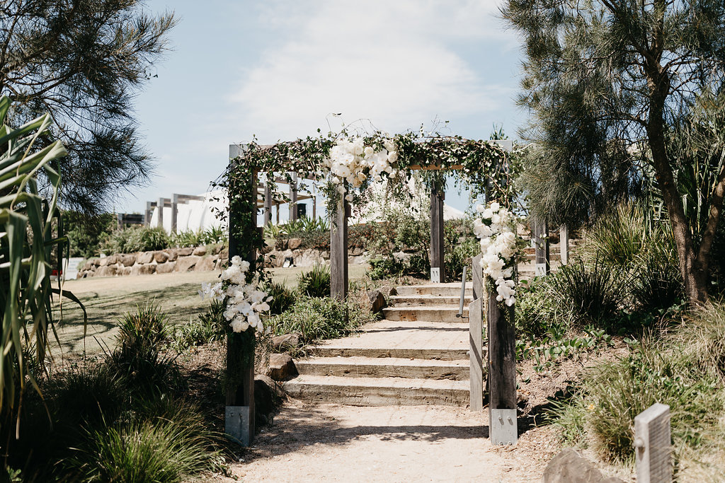 Real Wedding: Anastasia + Tomas, Coastal Luxe Wedding at Elements of Byron | The Events Lounge